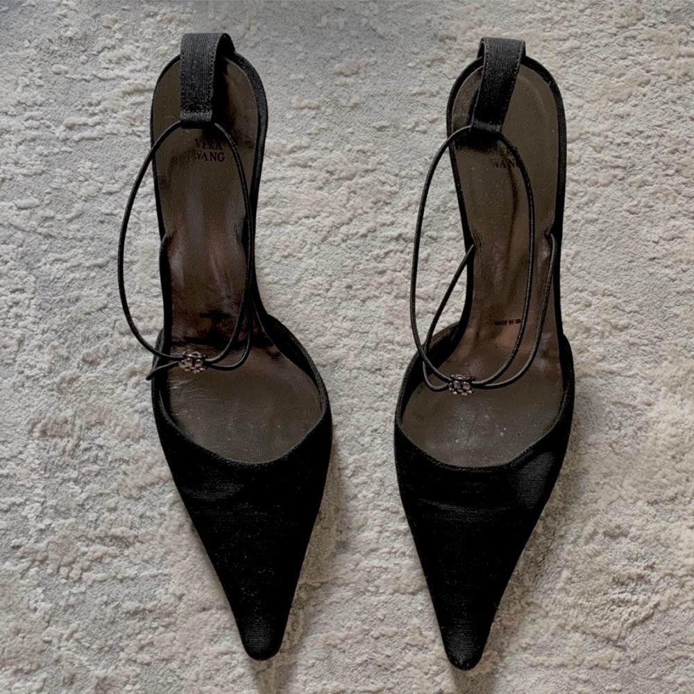 Vera Wang Heels